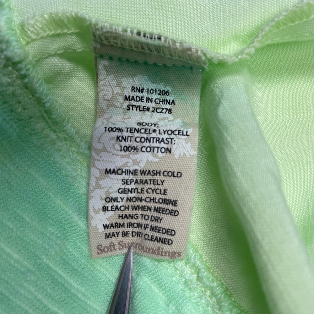Soft Surroundings Bright Green Ruffle Sleeve Top Size Medium - Picture 8 of 8